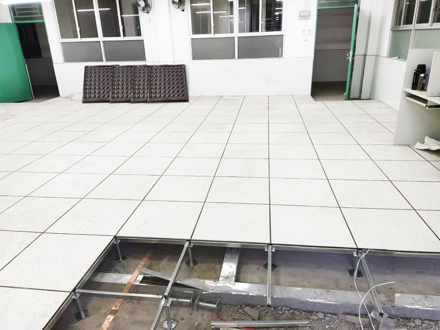 ���o늵ذ�İ��b�߶�һ����δ_������Ҏ��Ҫ��᣿-���w�ذ壬���w���o늵ذ�